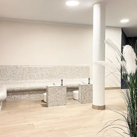 Апартаменты Baltischer Hof 56 *