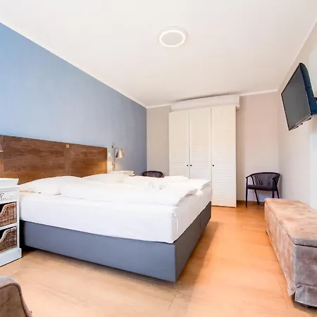 Baltischer Hof 56 Апартаменты *